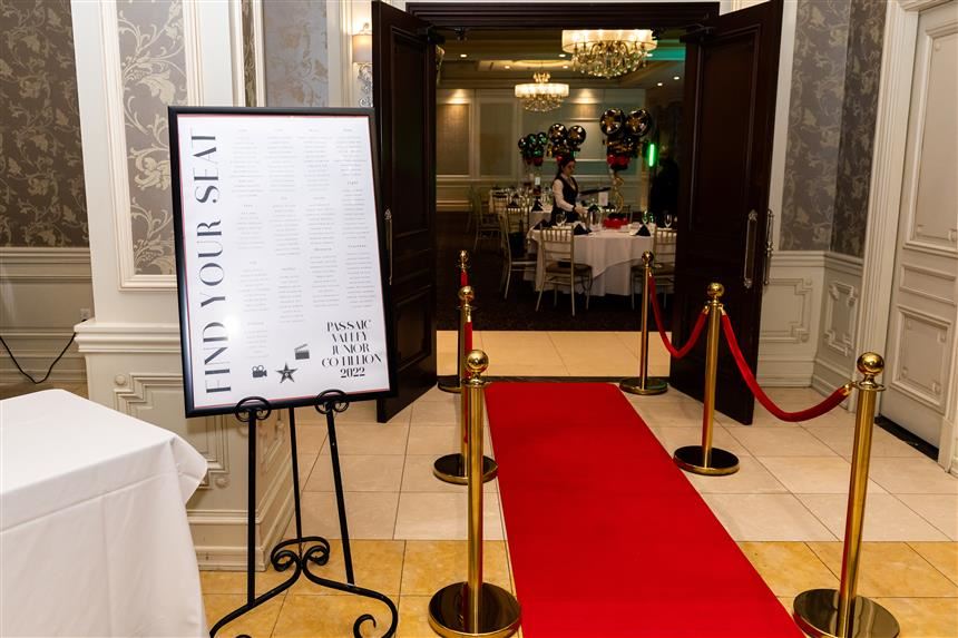 Junior Cotillion Red Carpet at The Terrace; Photo Credit: Christopher Krusberg